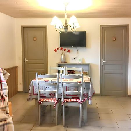 Appartement Cosy A Cornimont 30 M² Avec Terrasse Et Vue Montagne Экстерьер фото