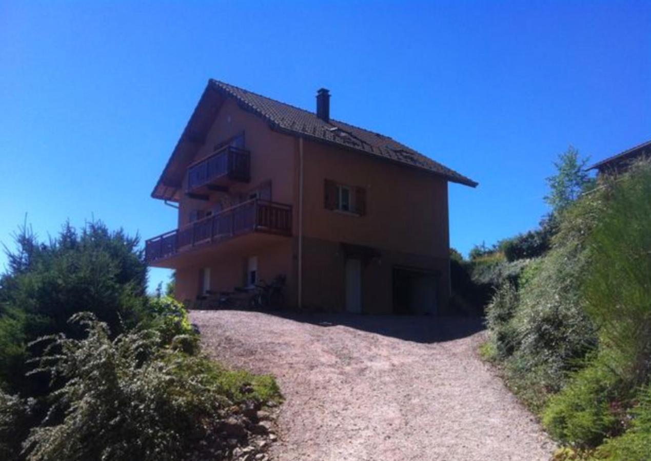 Appartement Cosy A Cornimont 30 M² Avec Terrasse Et Vue Montagne Экстерьер фото